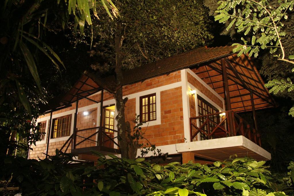 Coffee Acres Plantation Resort Kalpatta Extérieur photo